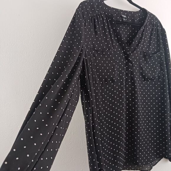 Torrid polka dot long sleeve v-neck hatper blouse size 1X - Picture 3 of 4